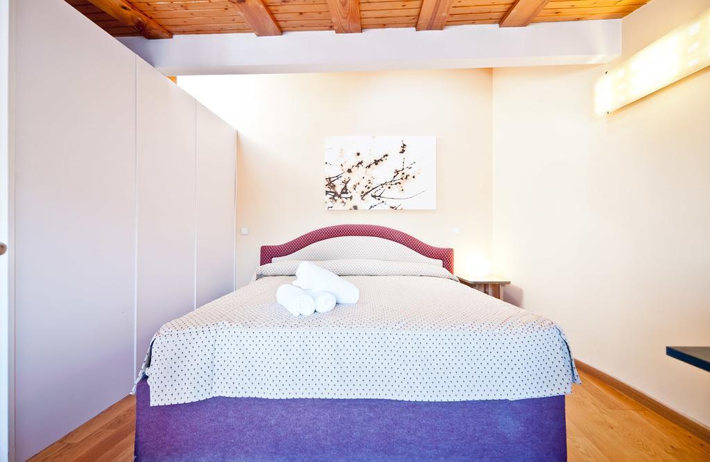 Puerta Del Sol VI Apartment Мадрид Екстериор снимка
